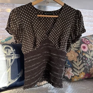 International Concepts I-N-C Silk Blouse Size 10p Polka Dot Brown Empire Waist - Picture 1 of 7