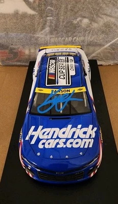 2021 Kyle Larson #5 Autographed Hendrickcars.com Championship 1/24TH NASCAR  - Image 1 of 2