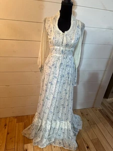 Vintage 1970s Gunne Sax Blue Floral Cottage Core Maxi Dress - Picture 1 of 12
