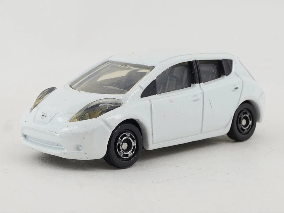 Nissan Leaf White White order Nissan factory tour commemorati car set f3 - Image 1 of 3