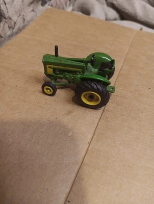 Ertl 1:64 John Deere 330 Utility Tractor 2" EXCELLENT Fast Shipping Diecast  - Image 1 of 4