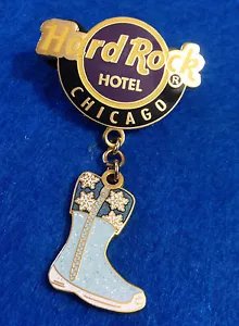 BOTA COPO DE NIEVE COLGANTE LOGOTIPO SERIE ZAPATOS DISEÑADOR HOTEL CHICAGO PIN Hard Rock Café - Imagen 1 de 1