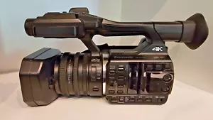 Panasonic HC-X1000E Professionnel 4K Ultra HD Caméscope Haut Commerçant - Photo 1/3