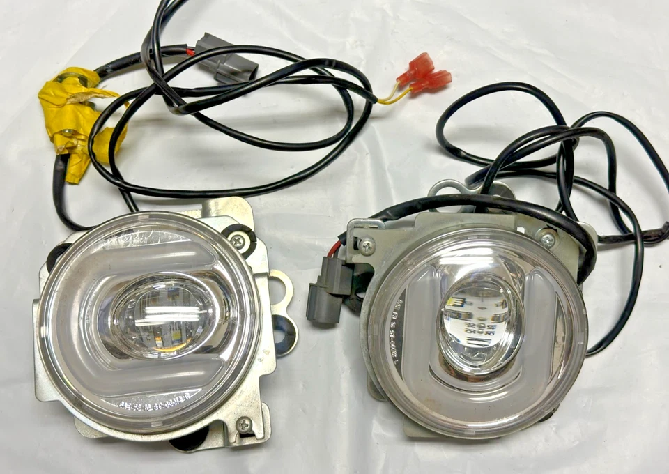 Honda Goldwing GL1800 2018 and Up LED Fog Light Kit 52-924 - Image 1 of 4