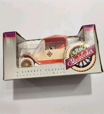 1916 STUDEBAKER COIN BANK DIE CAST METAL NEW IN BOX LIBERTY CLASSICS SERIES - Image 1 of 3