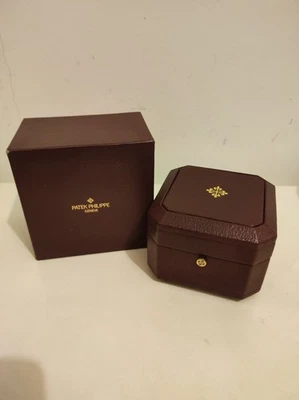 Genuine Vintage Patek Philippe Watch Box - Image 1 of 4