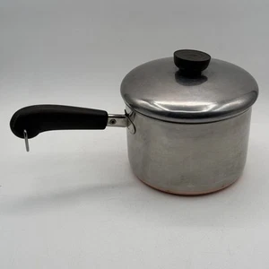 Vintage REVERE WARE 2 Qt Copper Bottom Pot With Lid 1801 Clinton, IL USA READ - Picture 1 of 15