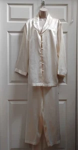 Vintage Large Pajamas Set Shirt & Pants Cream Color Embroidery Sitched Lapel VTG - Picture 1 of 16