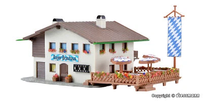 VOLLMER 47747 Scala N Trattoria di campagna Bräustüberl con giardino estivo - Immagine 1 di 3