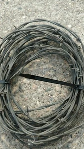 Barb Wire Western Art 12 FEET. This is real Barb wire very sharp. Like brandnew - Picture 1 of 4