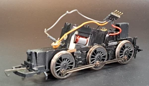 Hornby - Calibre OO - Chasis Motorizado Jinty - Listo para DCC - Repuestos o Reparación - Imagen 1 de 8