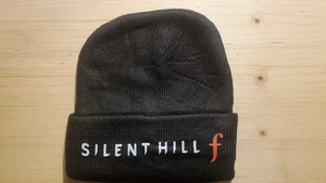 Silent Hill f - Winter Mütze - Ungetragen - Neu - Unisex - Sammlerfan  #1 - Picture 1 of 2