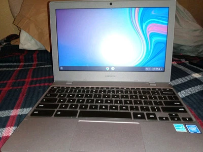 Libro cromado Géminis - Lago  Foto 1 de 4