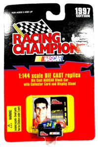 Jeff Gordon 1996 Racing Champions # 24 DuPont 1:144 Diecast Replica Car mit Karte - Bild 1 von 3