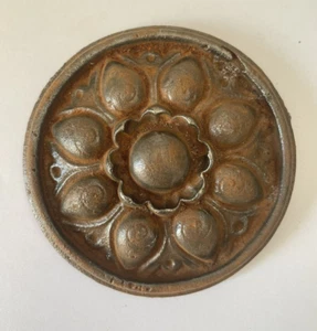 Ancienne Rosace en fonte pour Porte Portail Décoration Maison Jardin Fleurs - Picture 1 of 2