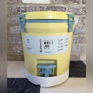 Stanley 2 Gallon Water Jug YELLOW - Picture 1 of 1