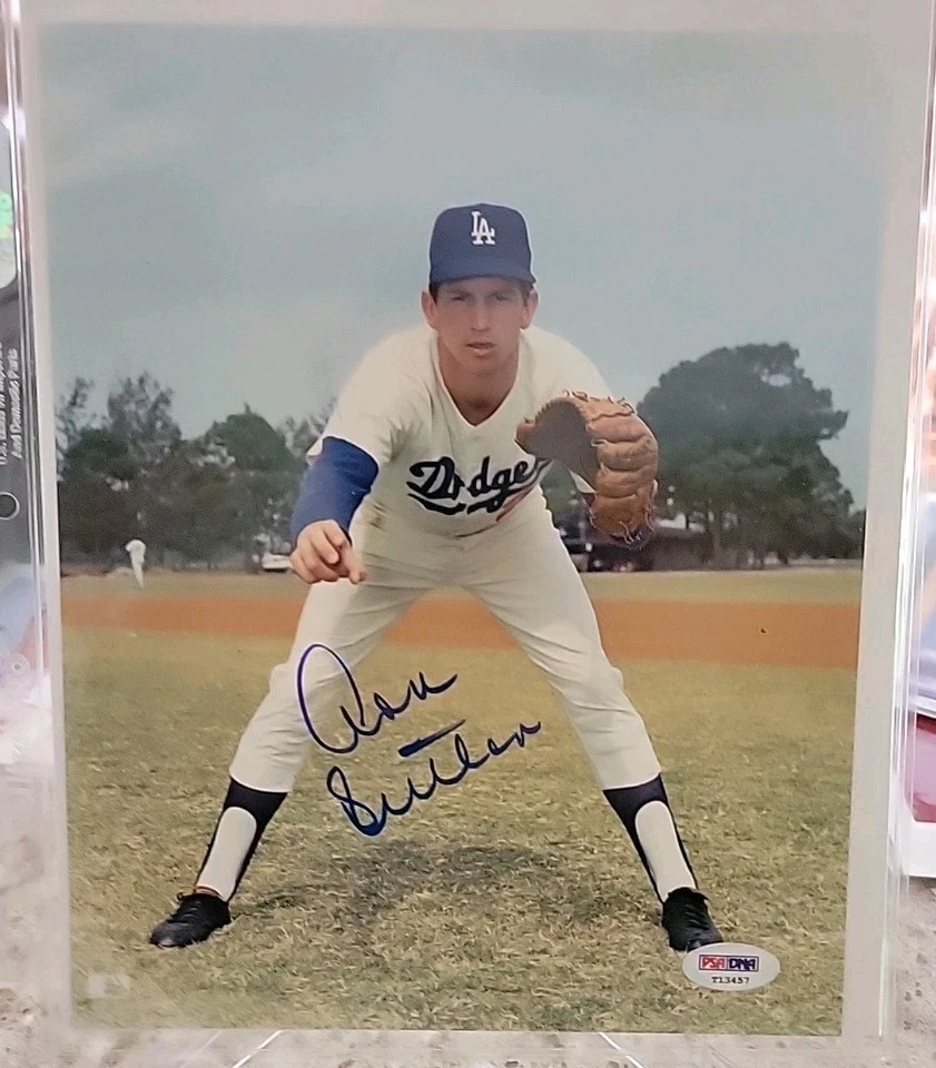Don Sutton L.A. Dodgers Autographed 8x10 Photo  Psa/dna Certified - Image 1 of 3