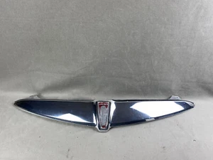 98-02 Lincoln Continental Front Hood Chrome Grille Moulding w/Embleme OEM 766 - Picture 1 of 17