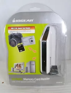 IOGEAR USB 2.0 Hi-Speed Card Reader Model-CFR901CF Compact Flash Memory - Picture 1 of 10