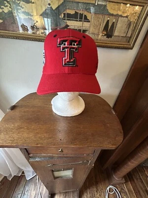 Texas Tech Hat Cap Red College World Series 2014 Zephyr 7 5/8 Patch - Image 1 of 4