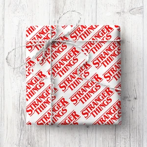 Inoffizielles Stranger Things Verpackungspapier (2 Blatt), Wickel, weiß, rot, seltsam - Bild 1 von 1