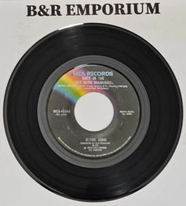 Elton John Vinyl Single Lot: Lucy In The Sky With Diamonds/Philadelphia Freedom - Imagen 1 de 8