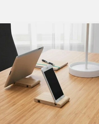 Soporte de mesa de escritorio de madera para teléfono móvil iPhone Foto 1 de 3