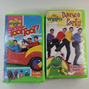 THE WIGGLES Dance Party & TooTTooT VHS Set Clamshell 33 Songs TESTED - Picture 1 of 8