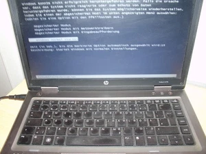 HP Probook 6470b Core i3 Gehäuse hat Schäden Gerät geht an siehe Fotos - Bild 1 von 7