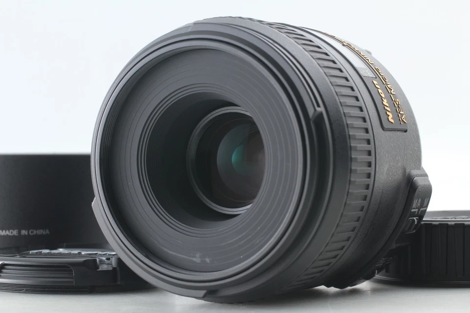 [Near MINT] Nikon AF-S DX Micro Nikkor 40mm f/2.8 G w/ Soft Case From JAPAN - Image 1 of 4