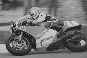 Ducati 750 TT 1 F1 factory racer & Reyes – winners 24 Hours of Montjuich 1983 - - Picture 1 of 1
