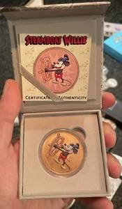 2017 1 Oz Silver Colorized Niue Disney Mickey Mouse Steamboat Willie Rare COA - Picture 1 of 8