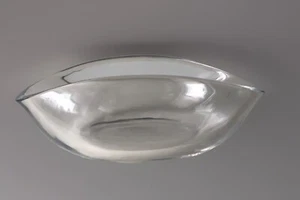 Baccarat Crystal Folded Bowl 7 3/8" Long x 5" Wide x 2 3/4" tall France - Picture 1 of 8