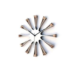 Juggler - handmade geometric wall clock made of bent plywood and wooden balls - Picture 1 of 7