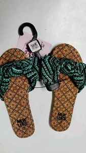 Women's Muk Luks Fabric Tie Sandals size 9 - Picture 1 of 6