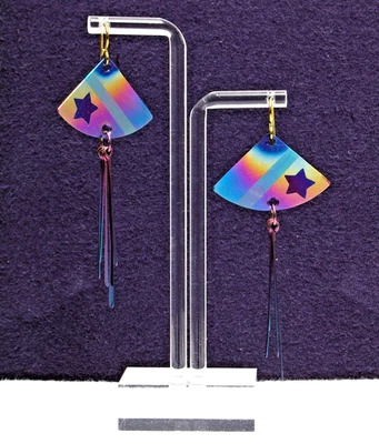 PENDIENTES DE NIOBIO DE TITANIO HECHOS A MANO POR EL VENDEDOR ÚNICOS Foto 1 de 4