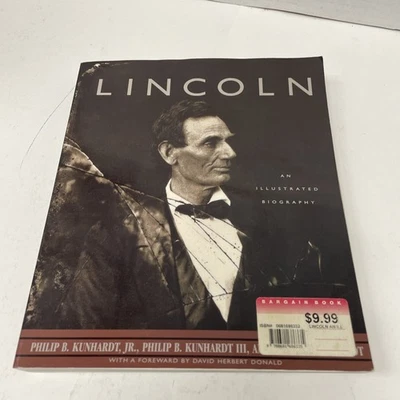 Lincoln an Illustrated Biography - Paperback By Kuhnhardt, Philip B - GOOD - Image 1 of 4