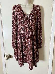 Hollister Gr. S Minikleid Blumen Schnürung Langarm seitlicher Reißverschluss Fit & Flare - Bild 1 von 17