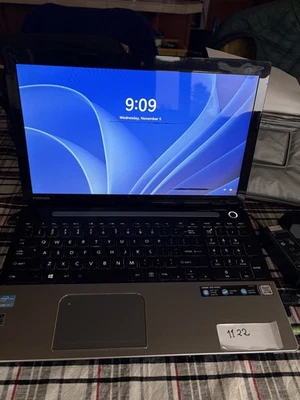 portátil toshiba s55-a5295 Foto 1 de 4