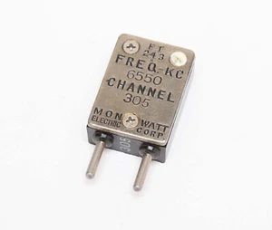 Vintage 6550 KC Channel 305 - Military Radio FT-243 Quartz Crystal - Picture 1 of 1