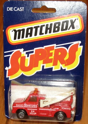 RARE SUPERS CARD Matchbox Superfast #61 Wreck Tow Truck Radio 24 Hour Towing - Image 1 of 4