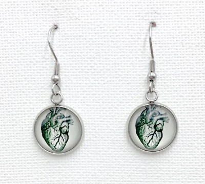 Pendenti Argentati Da Cuore Umani Stile Gotico Punk Nuovo Donna Moda - Immagine 1 di 3