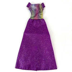 Vintage lila Abendkleid mit Regenbogen Glitzer Mieder Kleid Barbie Puppe TOP - Bild 1 von 6