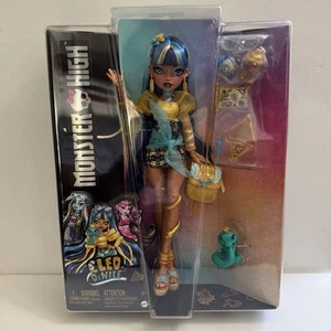 Monster High Cleo de Nile Royally bambola mummia radiante 2024 nuova - Foto 1 di 7