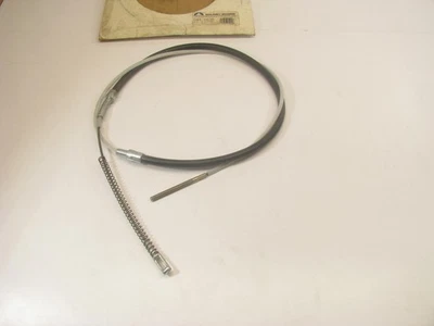 Cable de freno de estacionamiento trasero Beck Arnley 094-0636 para BMW 320i 1977-1983 Foto 1 de 3