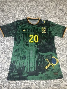 Brazil Player Versión Slim Fit Jersey Vini JR #20 SZ L - Picture 1 of 15