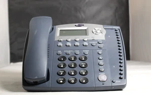 Telefono da ufficio AT&T 984 Small Business System con portatile e supporto - Foto 1 di 5