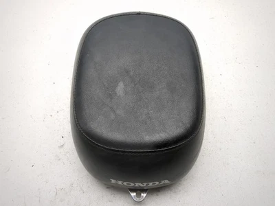 Asiento de pasajero trasero 94-04 Honda VF750C Magna 750 Foto 1 de 4