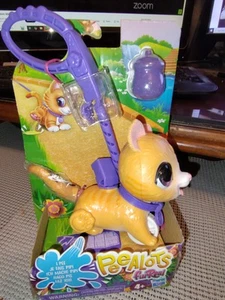 furReal Peealots Lil’ Wags Cachorro Esponjoso Incluye Correa y Mango, Mascota Electrónica - Imagen 1 de 3