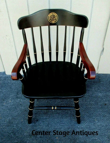 63140 BEAVER COLLEGE  University Armchair Chair Cover